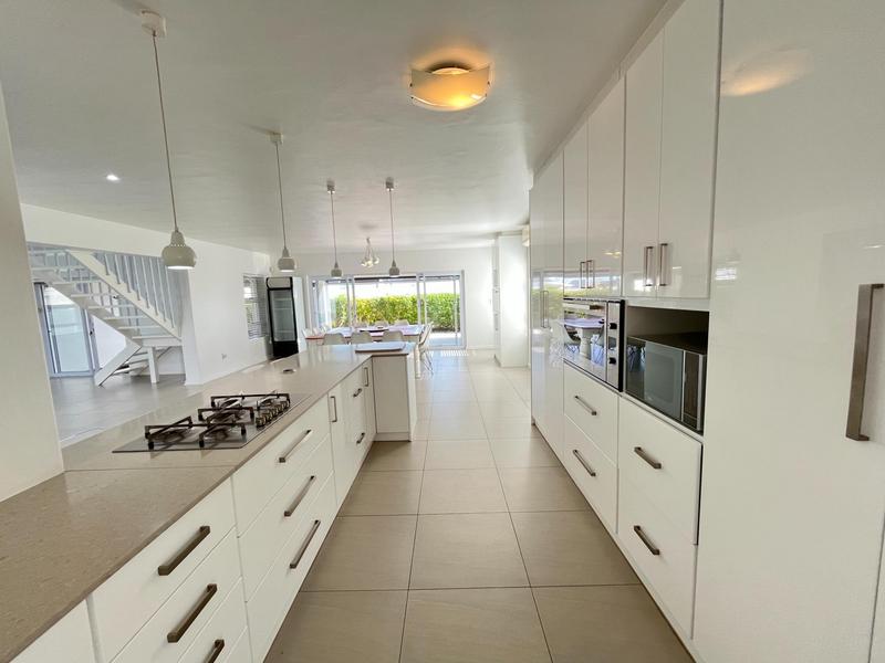 4 Bedroom Property for Sale in Dwarskersbos Western Cape
